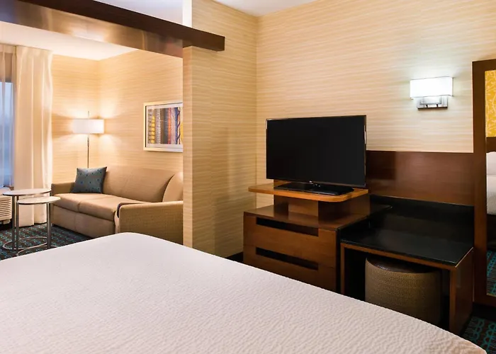 Hotel: Fairfield Inn & Suites By Marriott Utica